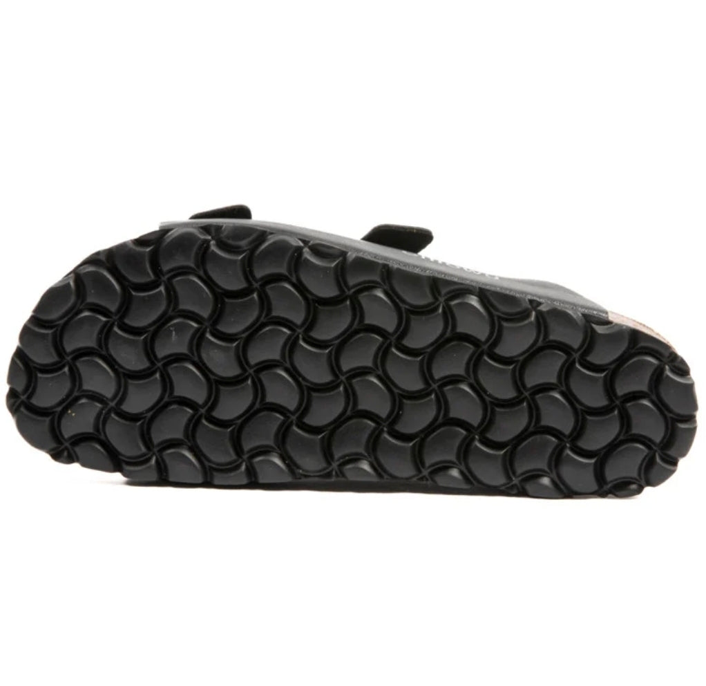 Mamoudzou Street Black