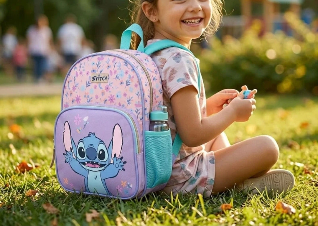 Sac à Dos Stitch Fleuri – Douceur de Mayotte