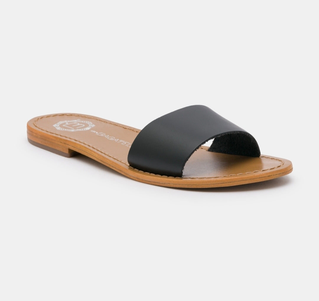 Sandales Plates en Cuir Noir